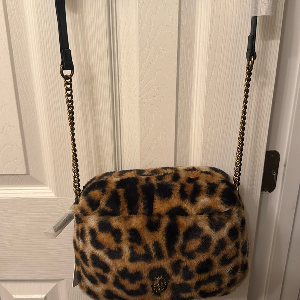 Kurt Geiger London
Kensington Puff Camera Crossbody Bag - Picture 7 of 17